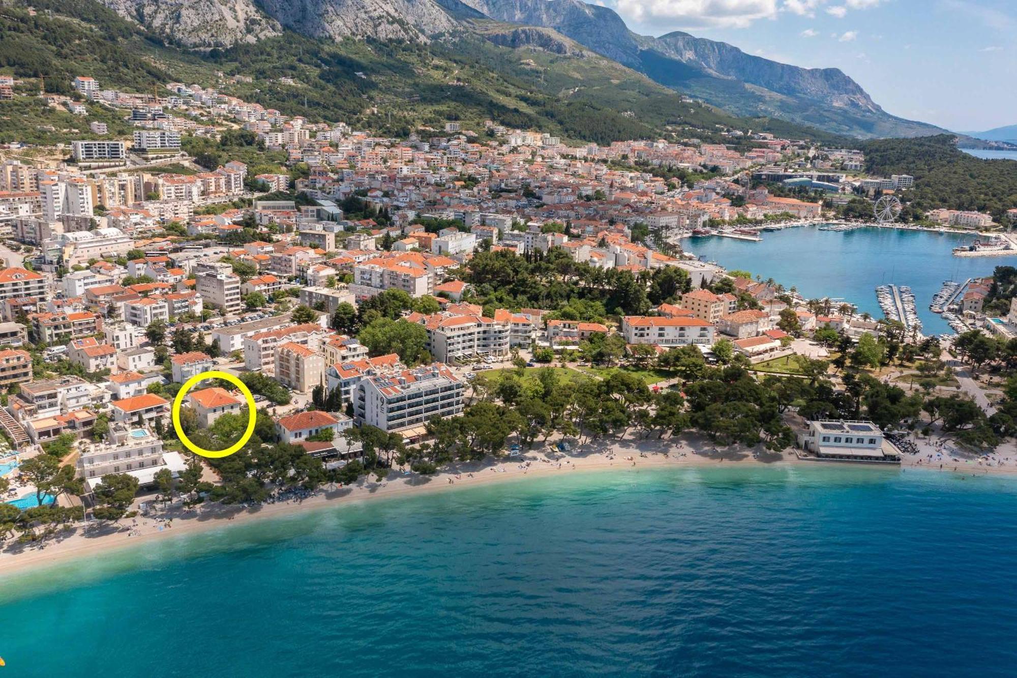 Beachfront Apartments Providenca With Free Parking Макарска Екстериор снимка